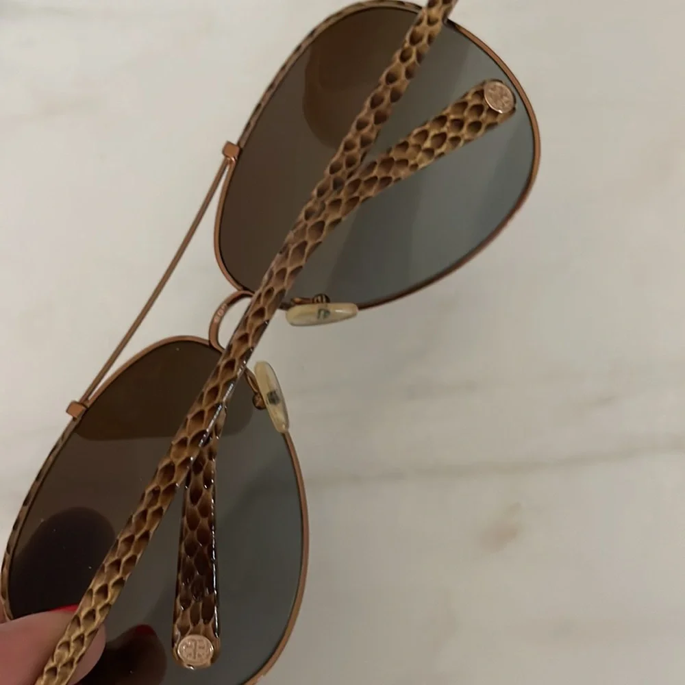 Tory Burch sunglasses - Picture 6 of 10